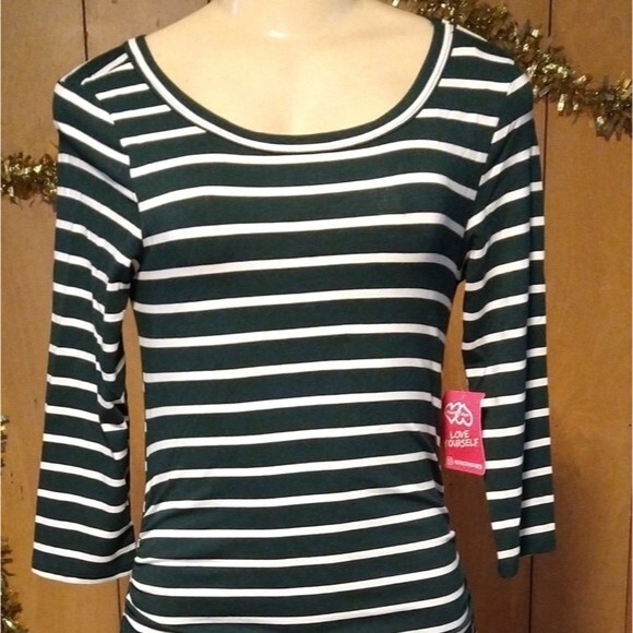 Green Shirt Dress With Slits - Picture 2 of 12